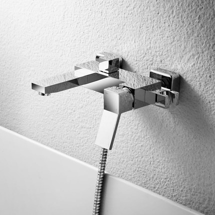 Robinet mitigeur mural de baignoire Legancia