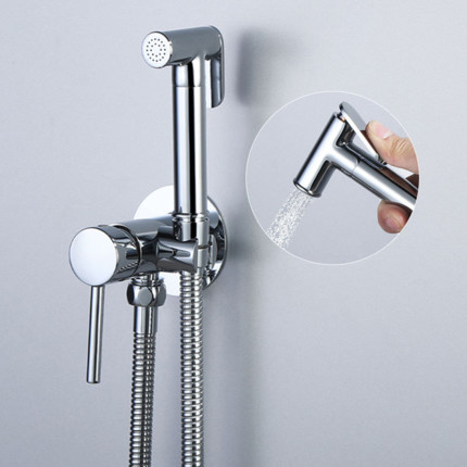Douchette hygiènique eau chaude et froide