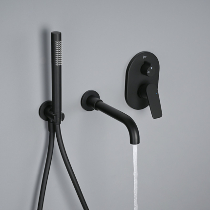Robinet de baignoire encastrable avec bec Flat