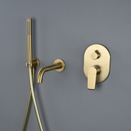 Robinet de baignoire encastrable avec bec Flat