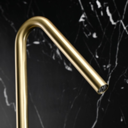 Mitigeur lavabo 2 trous Cezela avec bec 