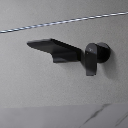 Mitigeur lavabo mural cascade