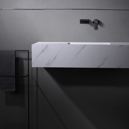 Mitigeur lavabo mural cascade