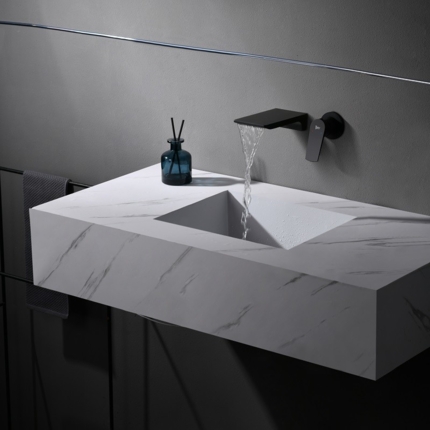 Mitigeur lavabo mural cascade