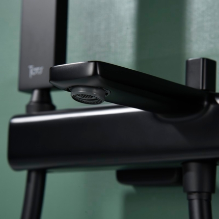 Robinet mitigeur de baignoire mural Slim