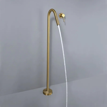 Mitigeur sur pied lavabo Cezela
