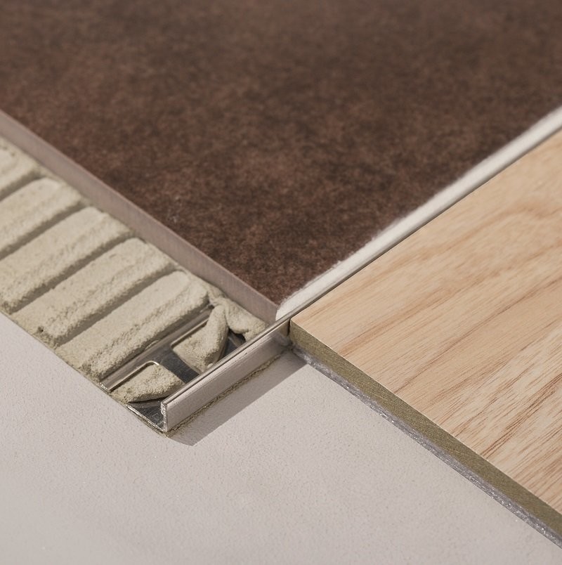 Profilé carrelage en équerre titane brossé 10, 12 mm