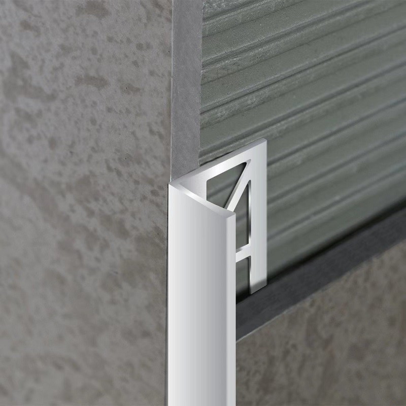 Profilé de carrelage chrome brillant 10 et 12,5 mm