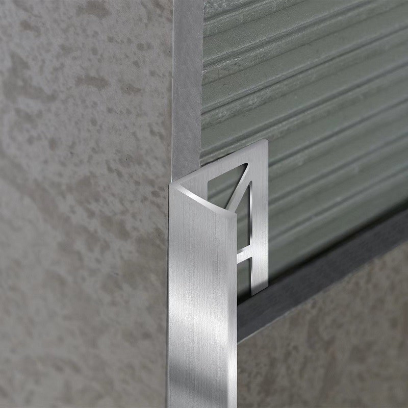 Profilé de carrelage argent brossé 10 et 12,5 mm