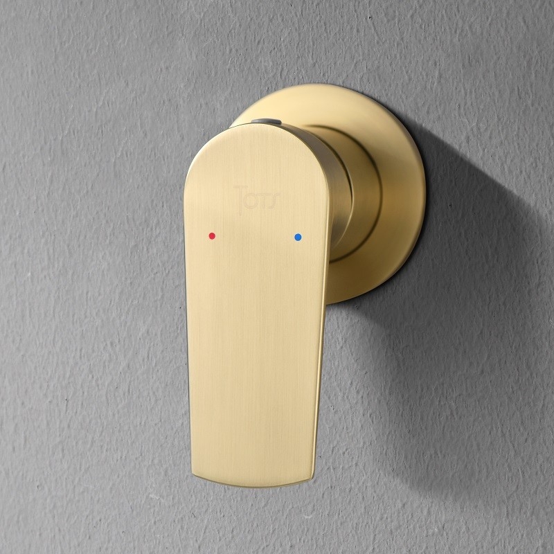 Zwarte totem hoog bassin