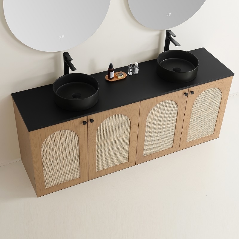 douche in te bouwen in de oude gouden muur 