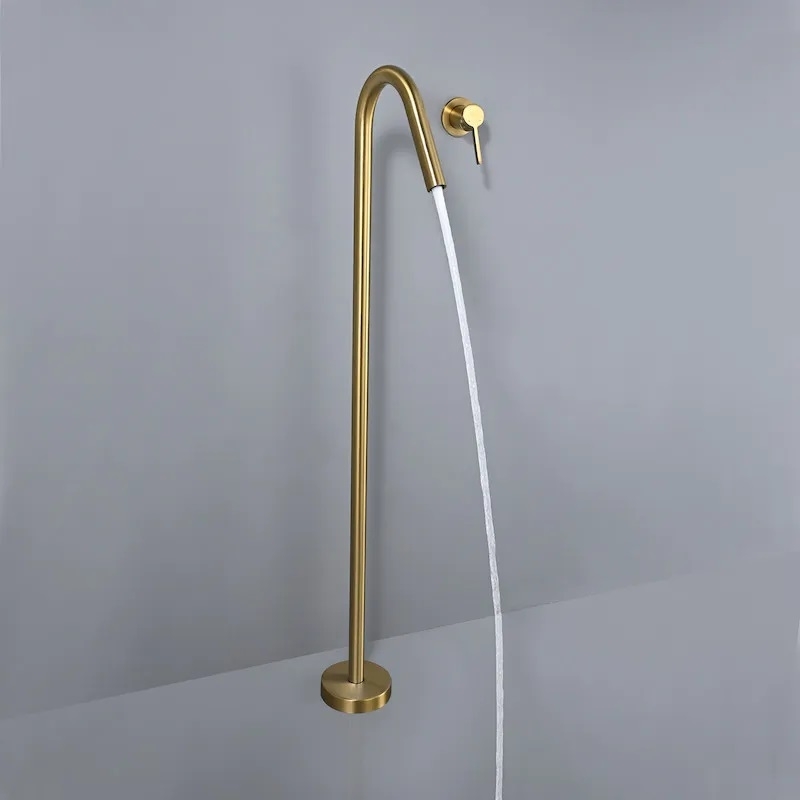 Mitigeur sur pied doré brossé