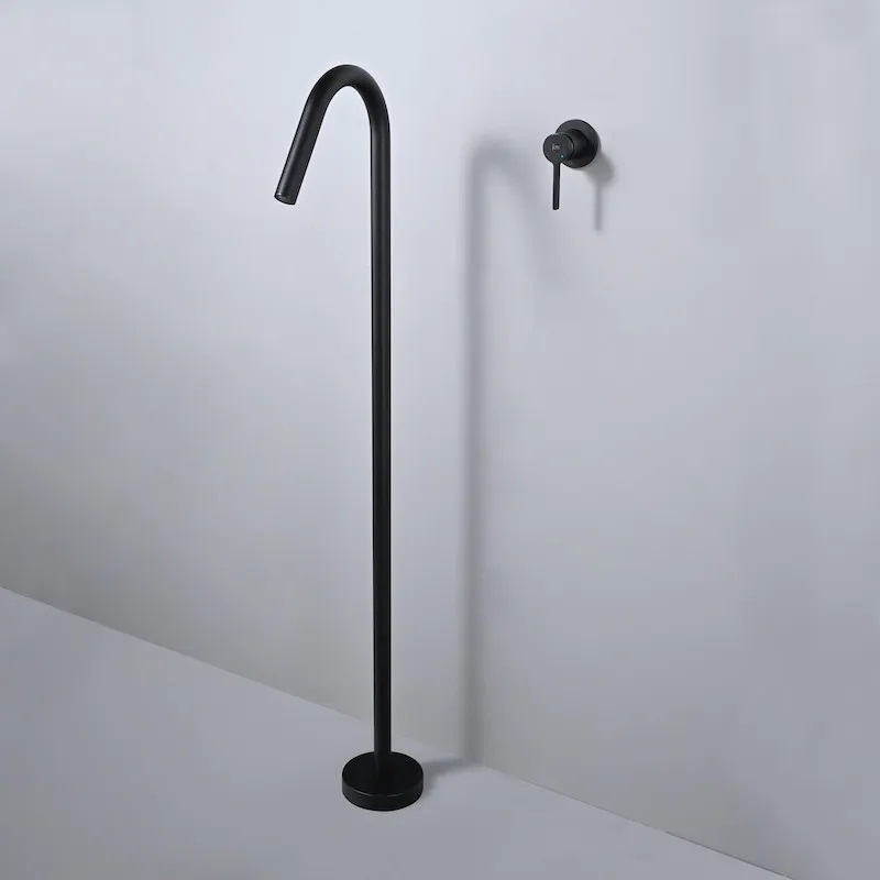 Mitigeur sur pied noir mat