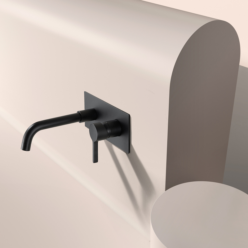 Zellige vierkante sneeuwbadkamer