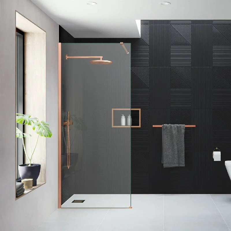 Witte badkamer douche nis